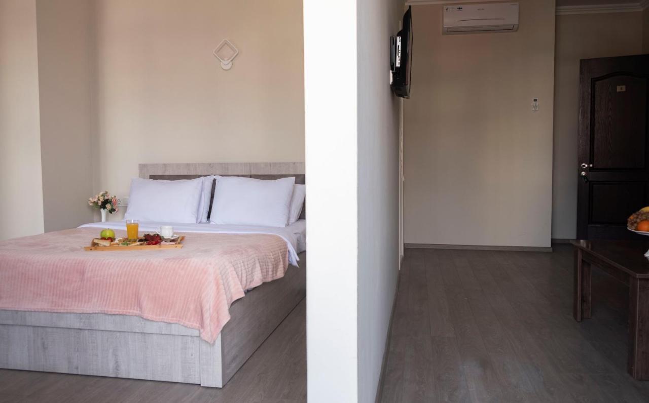 Art Hotel Batumi Zewnętrze zdjęcie